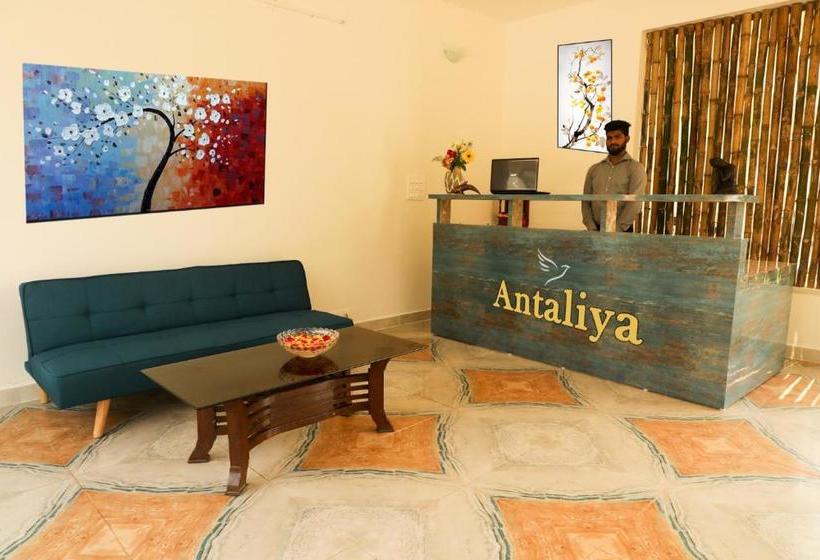 Bed and Breakfast Antaliya Walk By The Morjim Beach