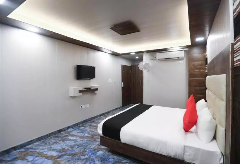 هتل Capital O 63953  Apple Tree