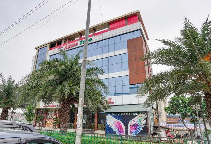 Hotell Capital O 63953  Apple Tree
