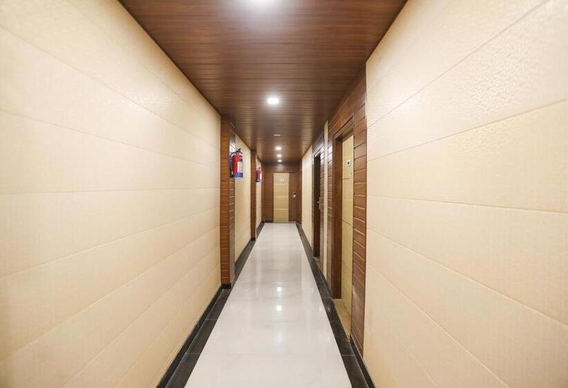 Hotell Capital O 63953  Apple Tree