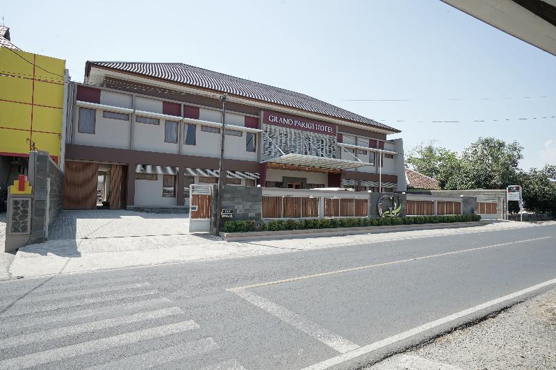 בית מלון כפרי Grand Parigi