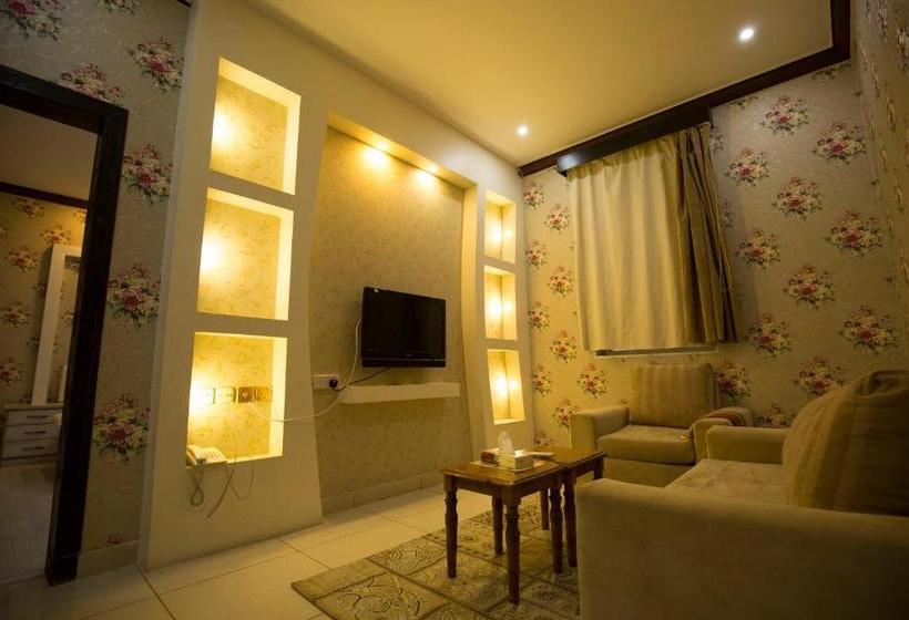 فندق شمس الشاطئ للشقق المخدومة