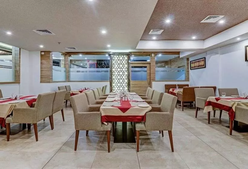 ホテル Treebo Trend Royal Park