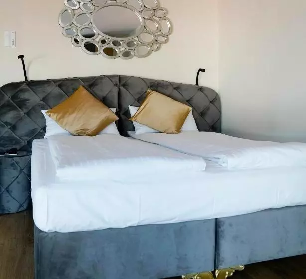 Boardinghouse City Home