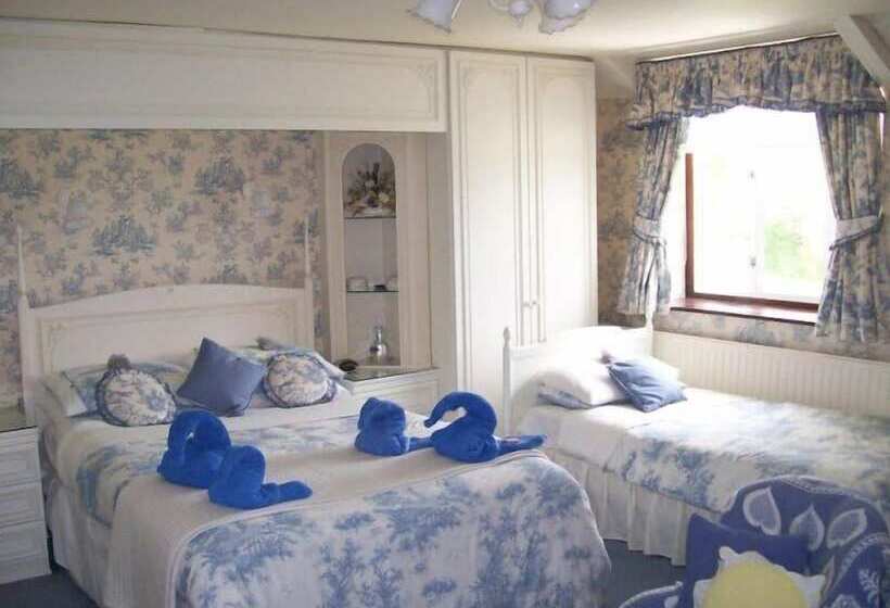 Lower Marsh Farm B&b