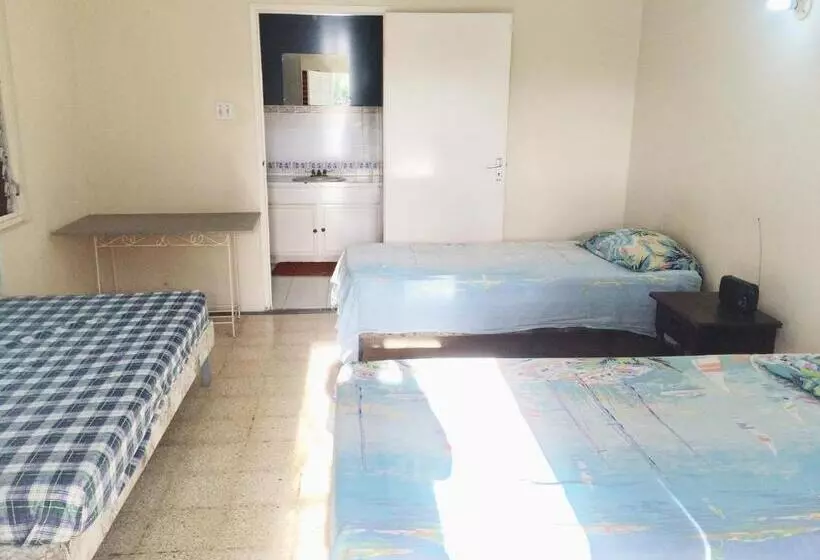 پانسیون African Symbol Guest House