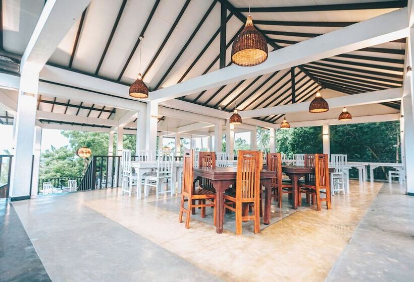 Samudra Beach Resort