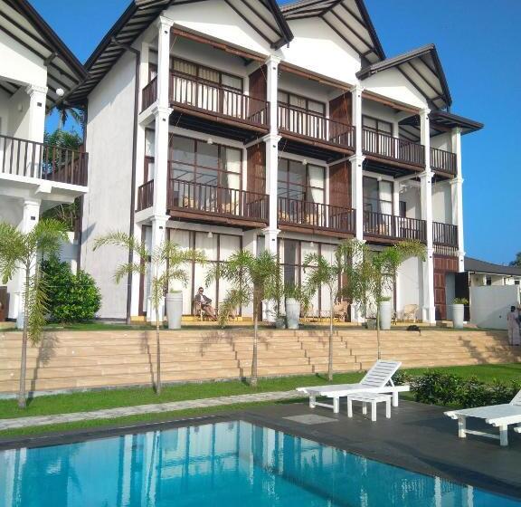 Samudra Beach Resort