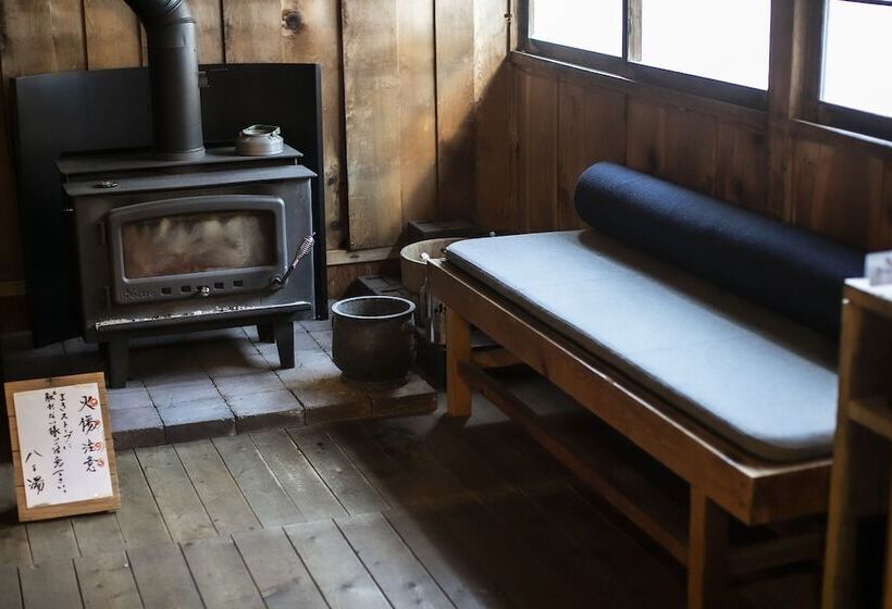 ホテル Hacho No Yu