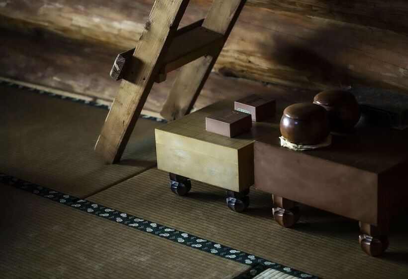 ホテル Hacho No Yu