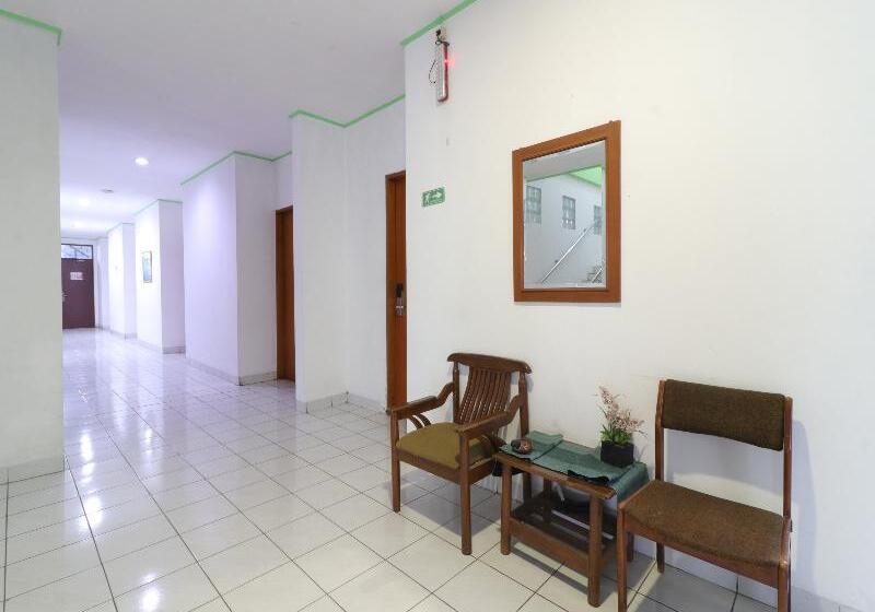 فندق Huswah Airport