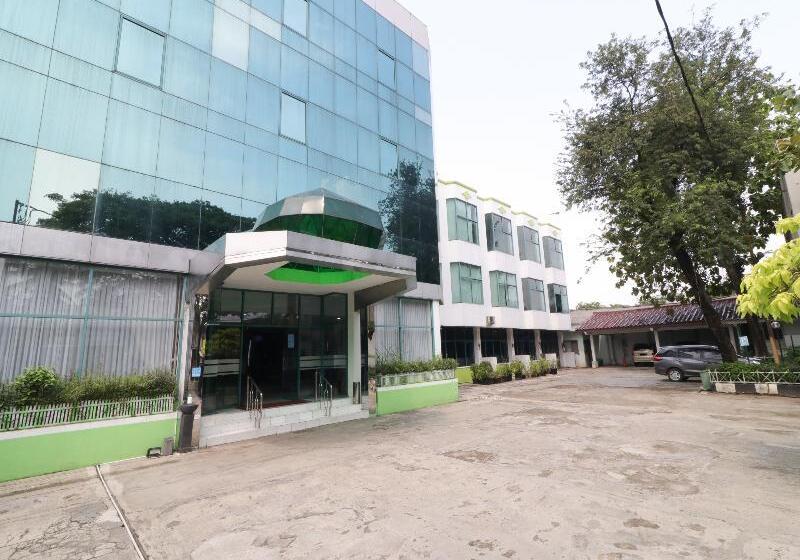 فندق Huswah Airport