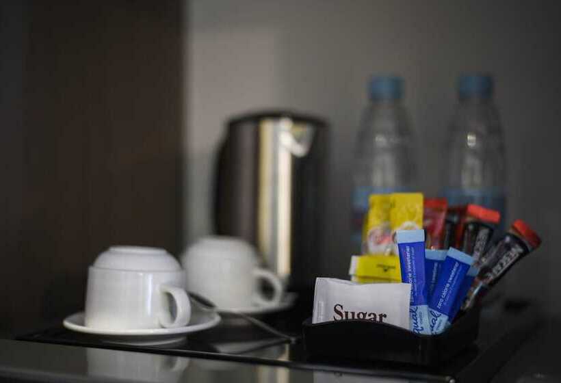 Residence 105 Hotel And Apartment