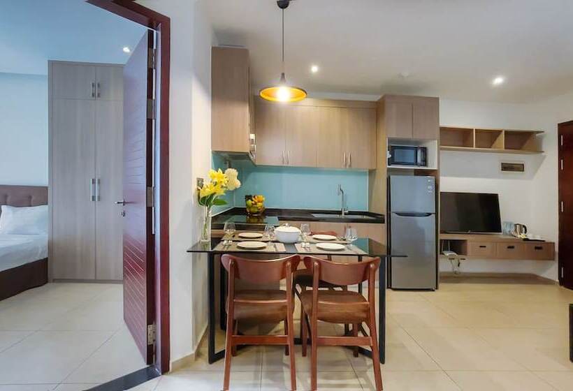 Residence 105 Hotel And Apartment