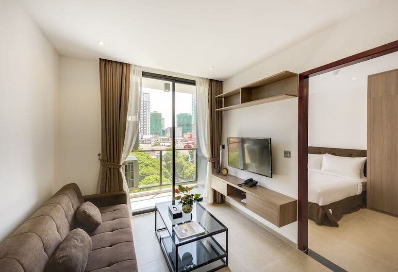 Residence 105 Hotel And Apartment