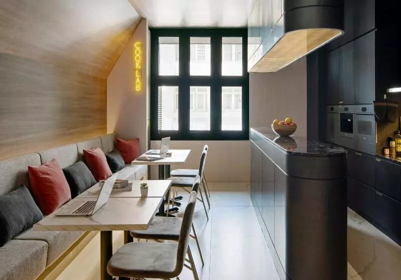 هتل St Signature Tanjong Pagar