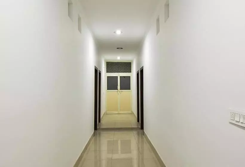 ホテル Oyo 62051 Bhardwaj