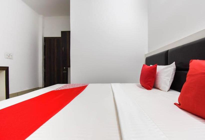 בית מלון כפרי Oyo 62051  Bhardwaj