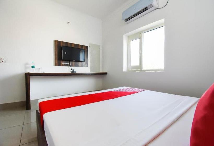 בית מלון כפרי Oyo 62051  Bhardwaj