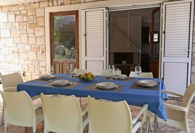 Beach Villa Olivia