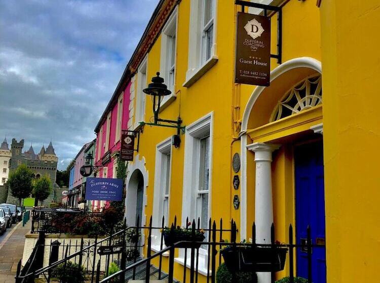 مبيت وإفطار Dufferin Coaching Inn & Hall