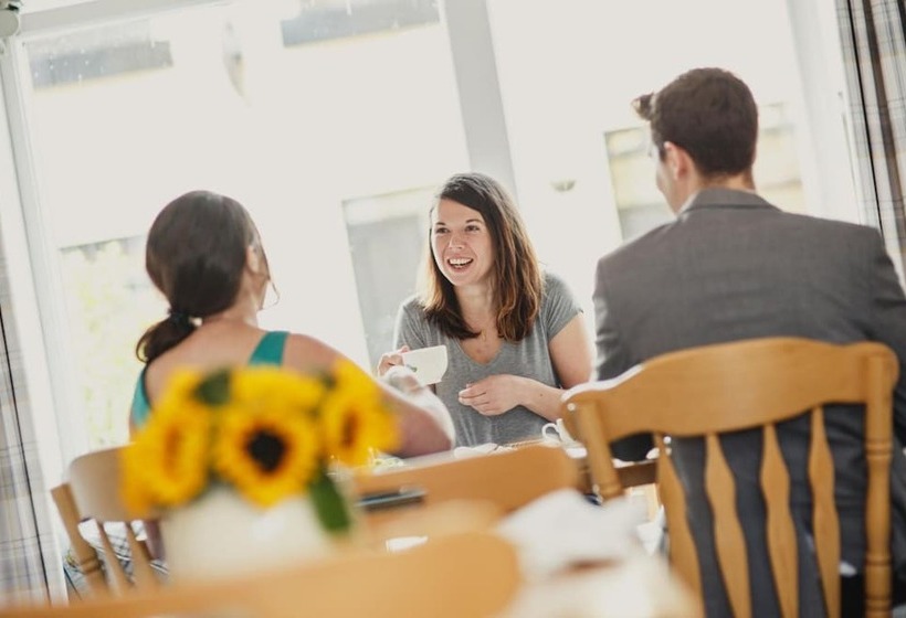 مبيت وإفطار Dufferin Coaching Inn & Hall