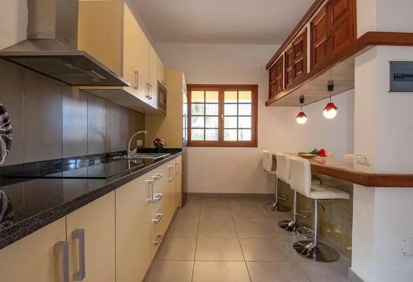 Casa De Vacaciones Con Piscina Compartida En Mogán Iv