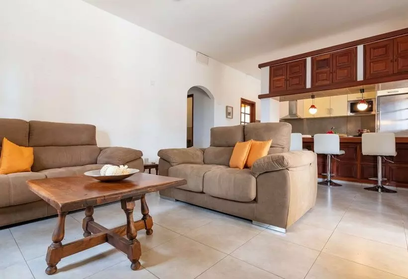 Casa De Vacaciones Con Piscina Compartida En Mogán Iv