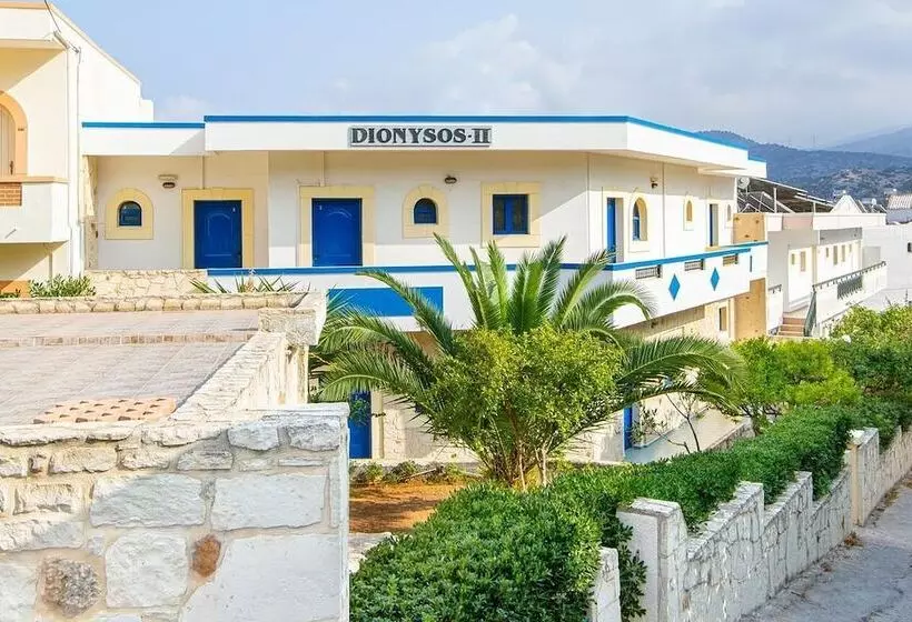 Dionysos Apartments & Studios