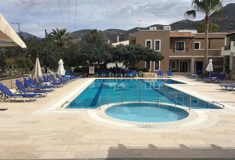 Dionysos Apartments & Studios