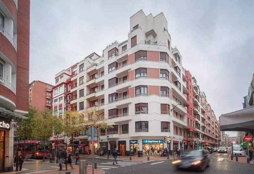 Glamour Guggenheim Pinchos By Urbanhosts