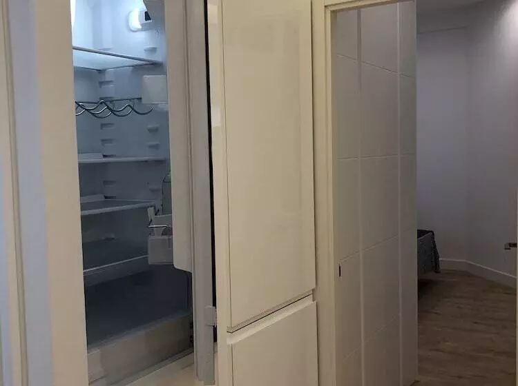 Glamour Guggenheim Pinchos By Urbanhosts