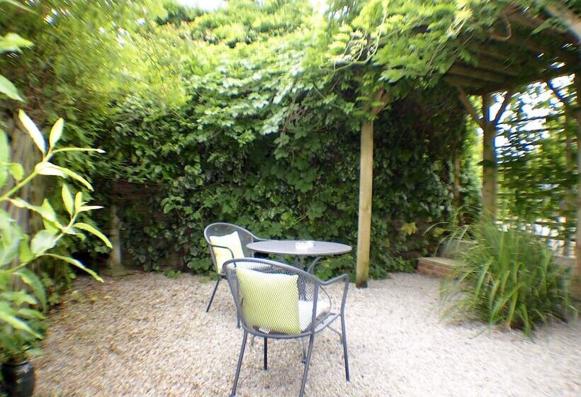 Holmdale Holiday Cottages