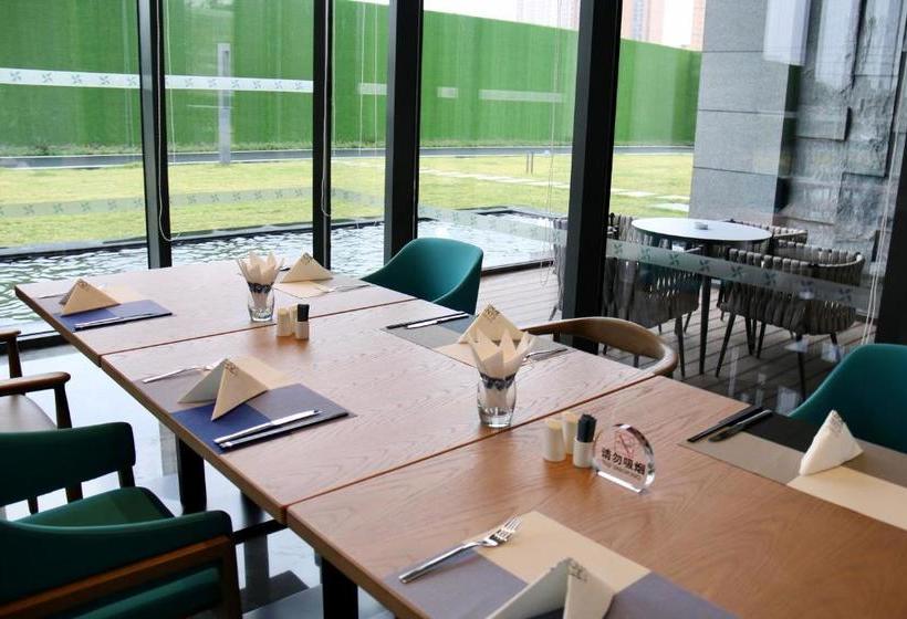 ホテル Four Points By Sheraton Macheng