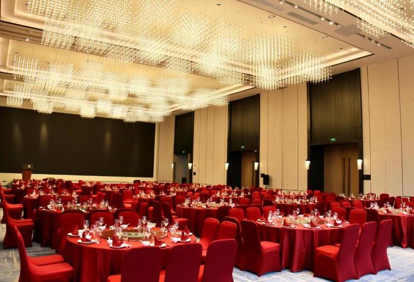 ホテル Four Points By Sheraton Macheng