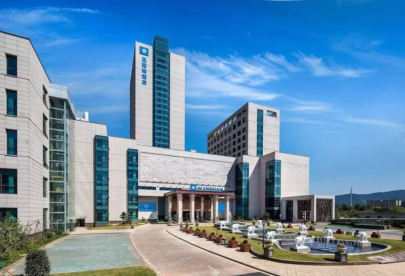 Hotelli Wyndham Zhuji West
