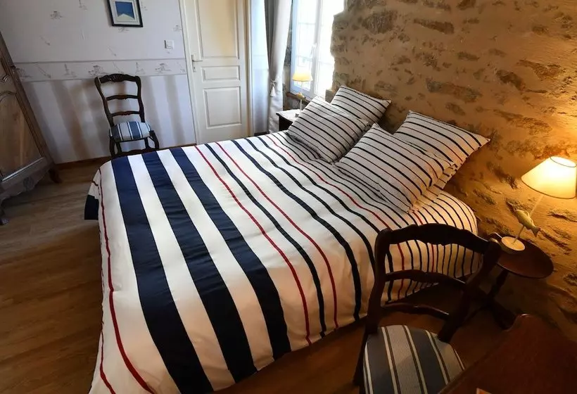 La Vallée Du Launay