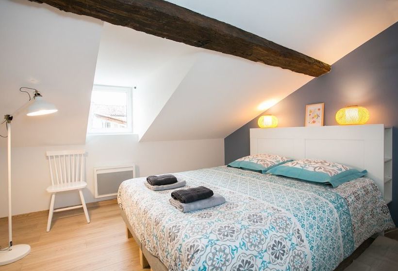 Logis Des Halles Du Coderc