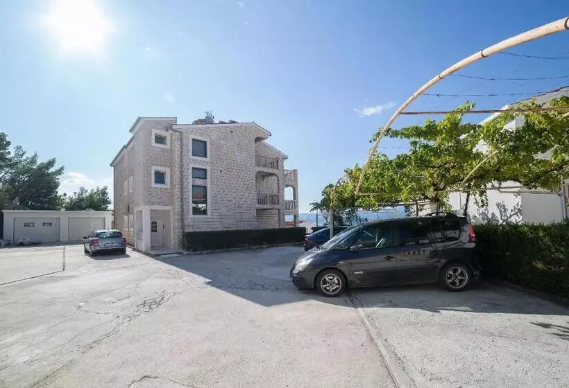 Pensión Villa Nada