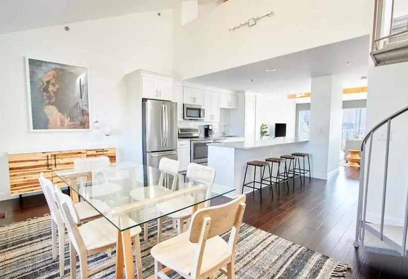 Sonder Baltimore Place