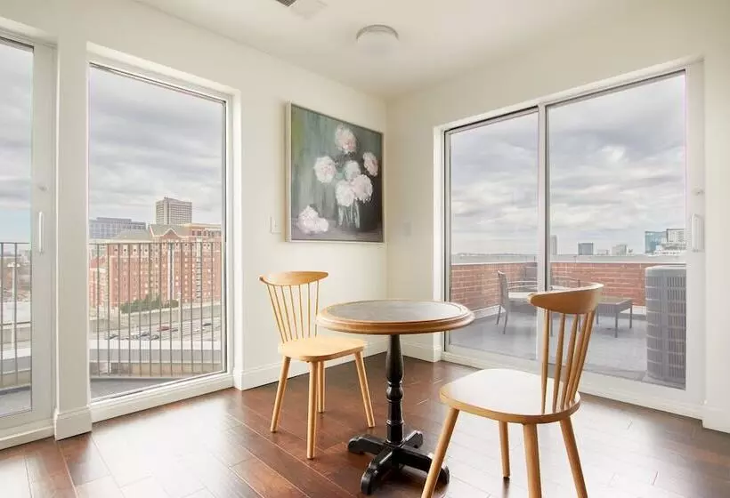 Sonder Baltimore Place