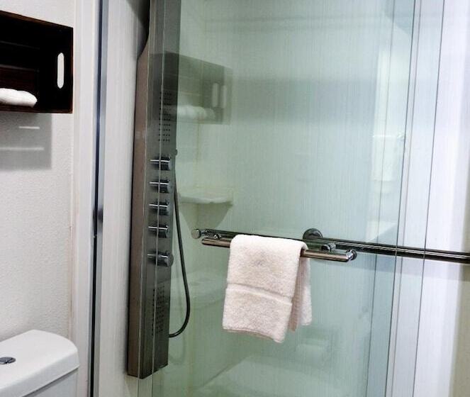 فندق Athena Inn Chattanooga