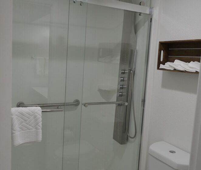 فندق Athena Inn Chattanooga