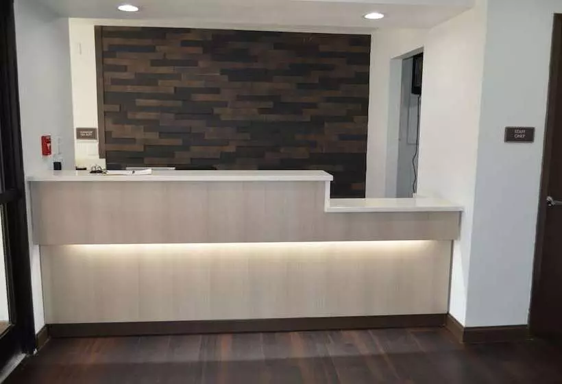 Отель Athena Inn Chattanooga