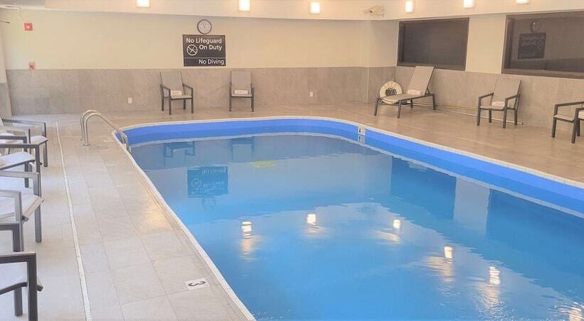 בית מלון כפרי Best Western Heartland Inn