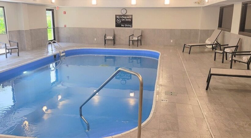 בית מלון כפרי Best Western Heartland Inn