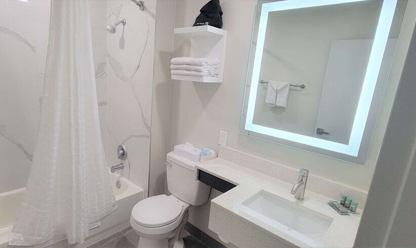 בית מלון כפרי Best Western Heartland Inn