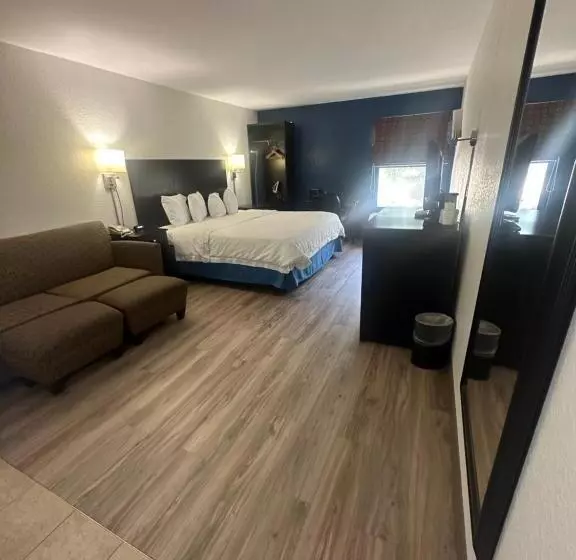 Отель Brandon Center