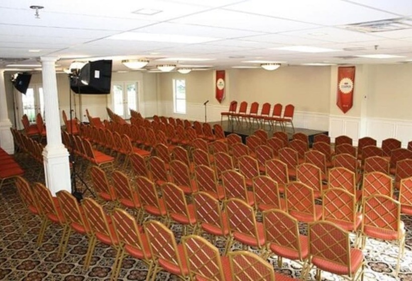 Cooper Hotel Conference Center & Spa