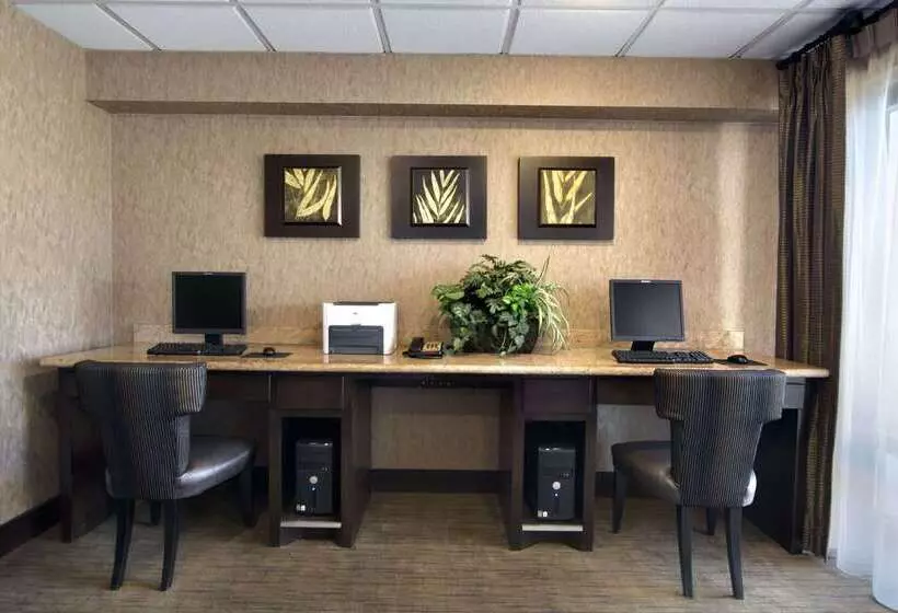 호텔 Days Inn By Wyndham Longview South